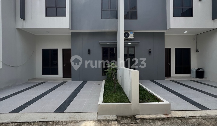 Komplek Selangkah Tol Jatiwaringin Baru Siap Huni Murahh