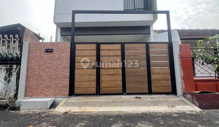 Rumah Mewah murah siap huni 2 lantai di hankam Pondok Gede Bekasi 1