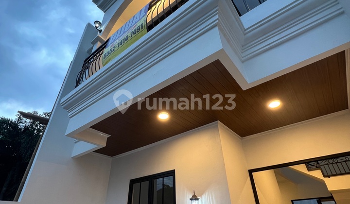 New House Ready to Occupy in Jatiwaringin Toll Access Complex 2