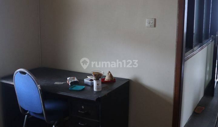 Rumah Kantor Besar SHM Semi Furnished, Sangat Strategis Di Jalan Malaka, Bintara, Bekasi 2