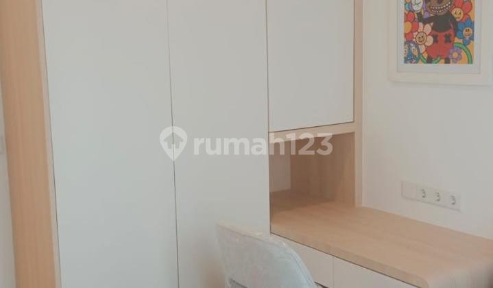57 Promenade Apartemen 2 Kamar Tidur Furnished Bagus