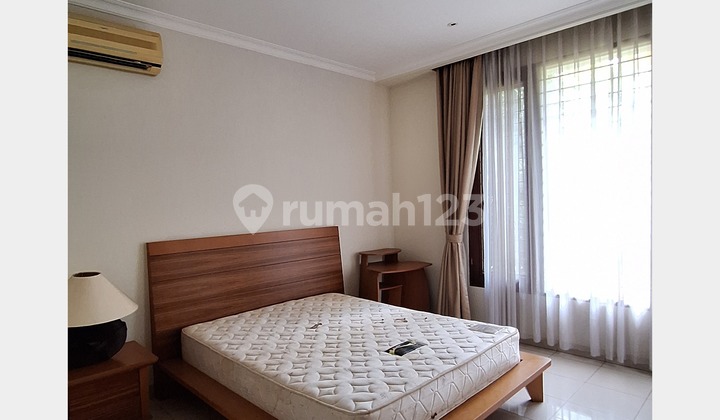 Luxury Nice House Unfurnished SHM Duren Tiga, South Jakarta 2