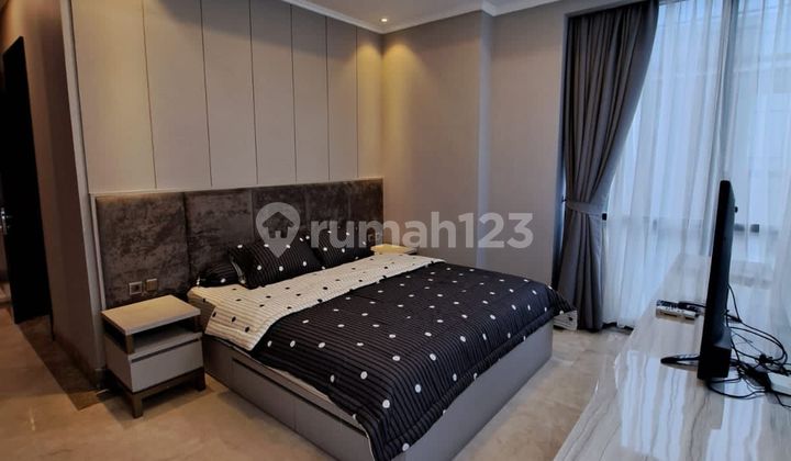 Dijual Apartemen District 8 Scbd - 3Br 179M² Fully Furnished Harga 13,5M Nego