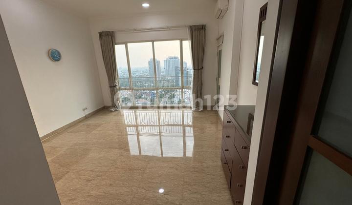 Senayan Residences Private lift, 305 sqm 4BR, 3 Car Parking Fully Furnished 2