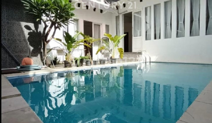 Ready-to-Occupy House in Premium Location, Jagakarsa, South Jakarta