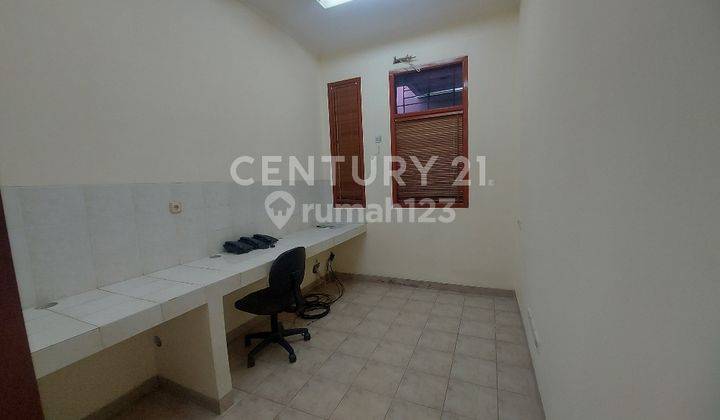 DIJUAL RUMAH  TINGGAL / KANTOR SIAP HUNI  2