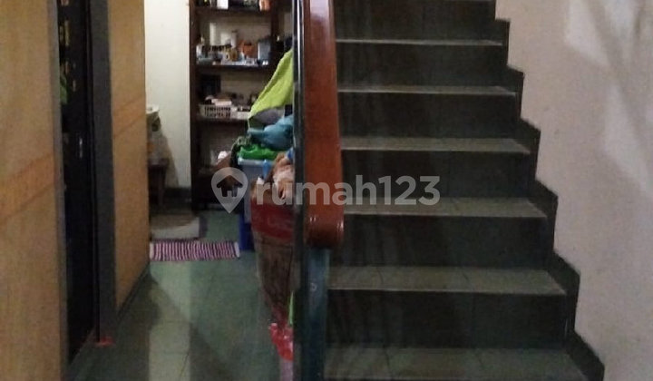 For Quick Sale 2-Story House in Radio Dalam, South Jakarta 2