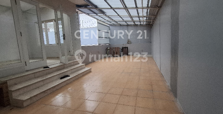 For Sale 2-Story House in Strategic Premium Area Cikini Menteng Jakarta 2