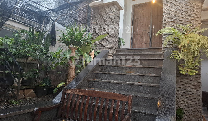 Rumah Asri 2 Lantai di Cipinang Jatinegara Jakarta