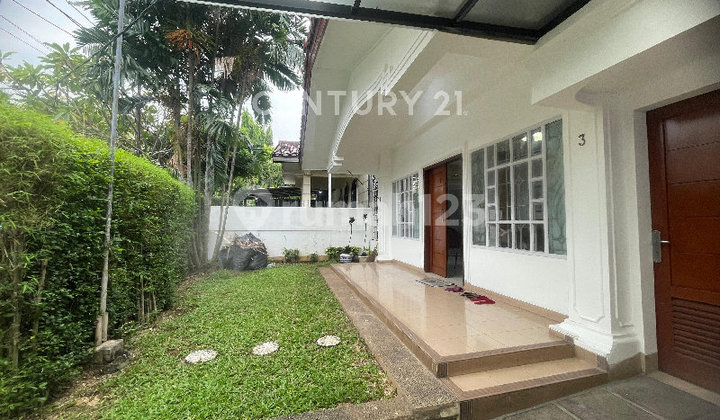 Rumah Pondok Indah Siap Huni Kamar Besar Di Lantai 1
