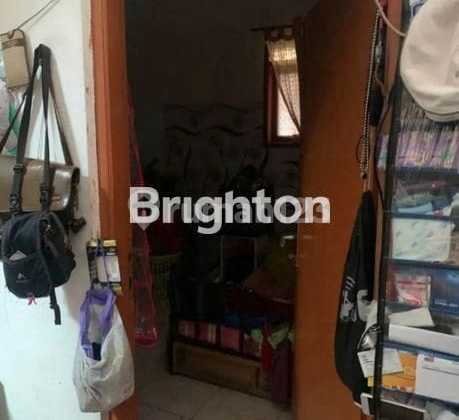 For Sale, Strategically Located House in Pulo Empang, Bogor City. Suitable for Boarding House Business. For Sale, Strategically Located House in Pulo Empang, Bogor City. Suitable for Boarding House Business.