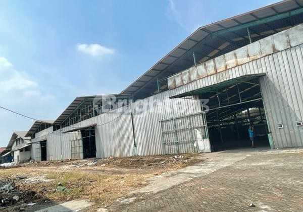 For sale. Land & Warehouse/factory on Mauk Street, Tangerang. For sale. Land & Warehouse/factory on Mauk Street, Tangerang.