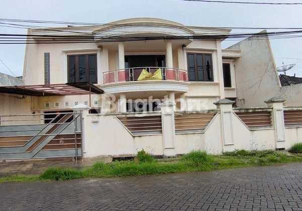 Dijual Rumah Besar Di Taman Surya 2 Jakarta Barat