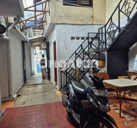 For Sale: Strategic Boarding House Location Very Close Access to Kampung Melayu 2