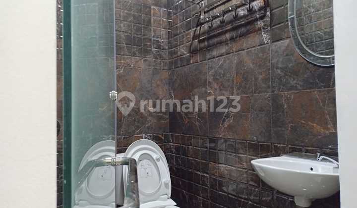 Rumah Kos dan Tempat Usaha 2