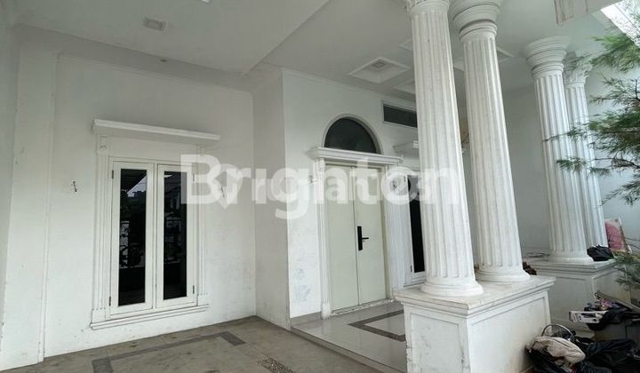 For Sale  Beautiful House in Karang Tengah  near Joglo 2