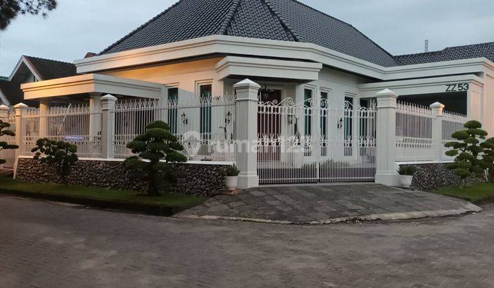 Rumah Full Perabot Di Tasbi 1 Setiabudi 1