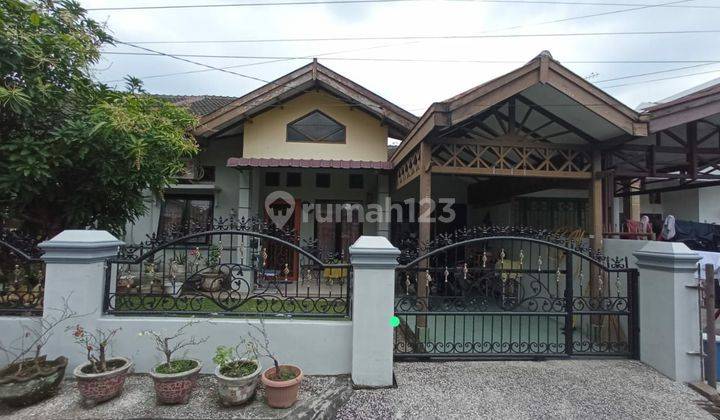 Rumah Cantik 2 Lantai Di Ringroad 1