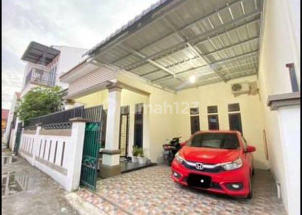 Rumah 2 Lantai Di Jl Seroja Ringroad 2