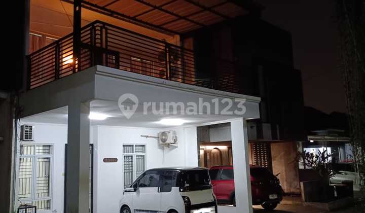 Beautiful 2-Story House Ready to Live in at Grandview Karawaci 2
