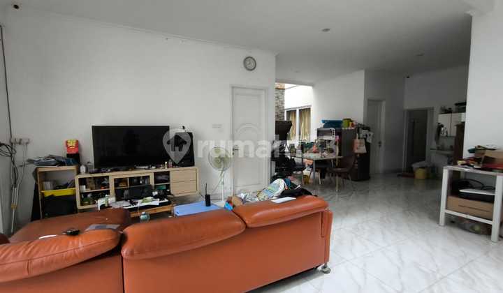 Rumah Cantik Siap Huni di Boulevard Modernland