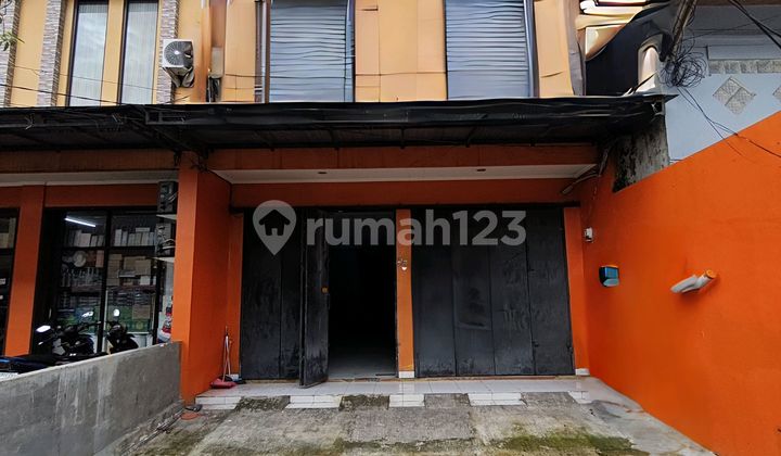 Two-Storey Shop House Strategically Located on the Main Road of Perumnas 2 Two-Storey Shop House Strategically Located on the Main Road of Perumnas 2
