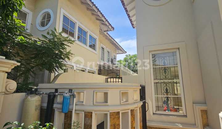 Comfortable House Ready to Occupy in Beverly Golf Garden Area, Lippo Karawaci