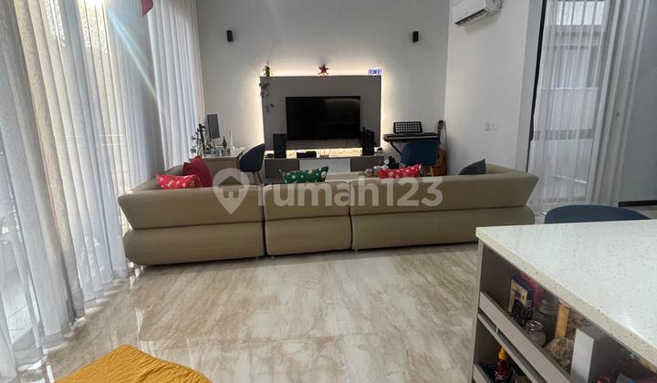 Rumah 2 Lantai Fully Furnished Di Zora Bsd 2