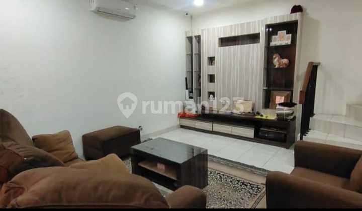 Rumah Fully Furnished Siap Huni Lingkungan Asri di Lippo Karawaci 2