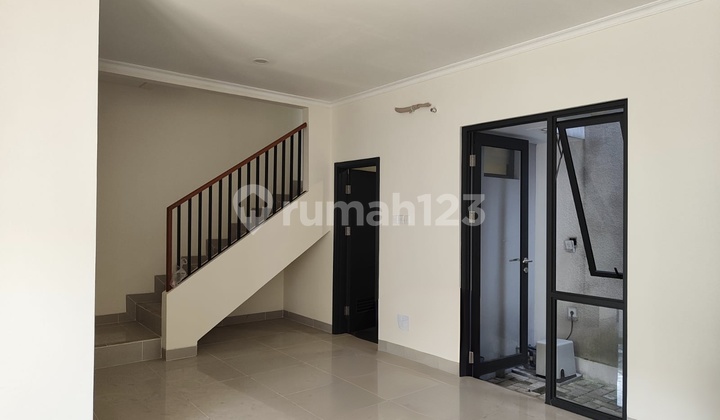 Brand New Belum Pernah Huni Rumah Cluster Baroni Symphonia di Gading Serpong