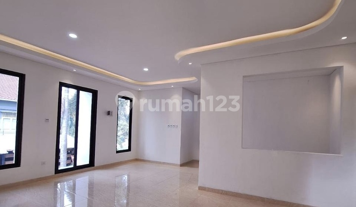 Dijual Rumah Hook Brand New di Lippo Karawaci Central