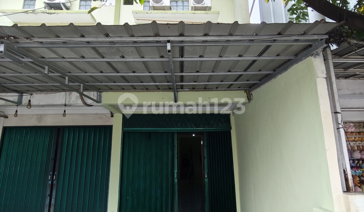 Ready-to-Use Shophouse Strategic Location on the Side of Perumnas 1 Karawaci Main Road 2