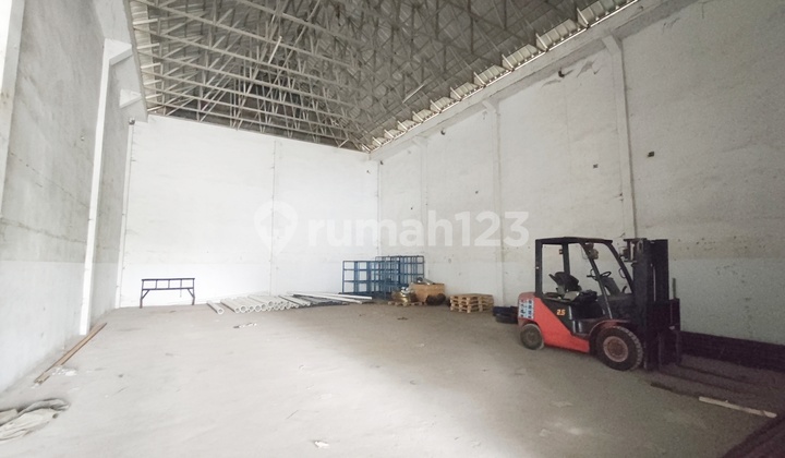 Affordable Ready-to-Use Warehouse in Cibodas, Tangerang City Affordable Ready-to-Use Warehouse in Cibodas, Tangerang City