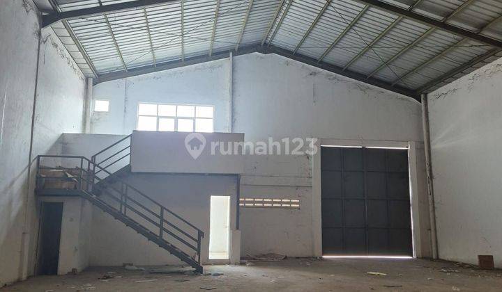 Disewakan Gudang LAKSANA PAKUHAJI Ada Office LT 600m2 Tangerang 2