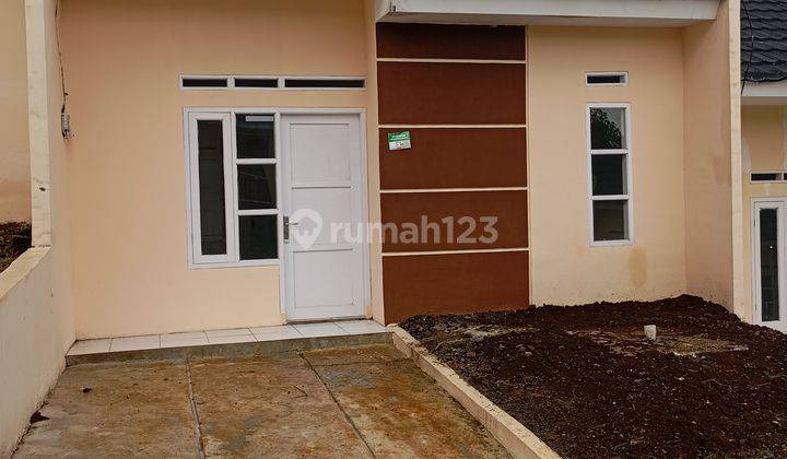 Rumah Minimalis Modern Dekat Exit Toll Bocimi 2