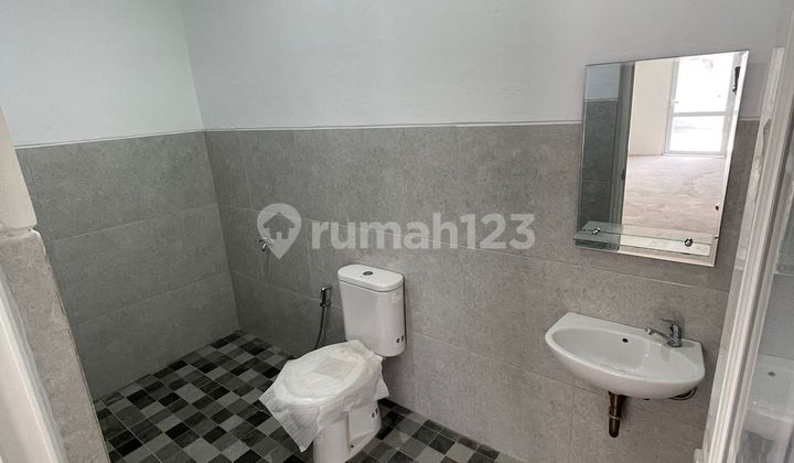 For Rent: Ready-to-Occupy Shop House in Surapati, Bandung 2