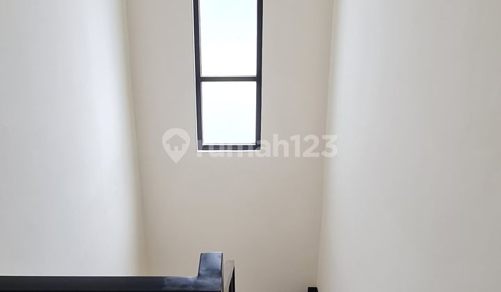 Dijual Rumah Baru Modern Minimalis Taman Kopo Indah 5 2