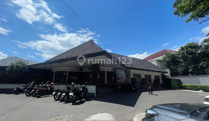 Dijual Rumah Strategis Tempat Usaha Sayap Riau Bandung 2