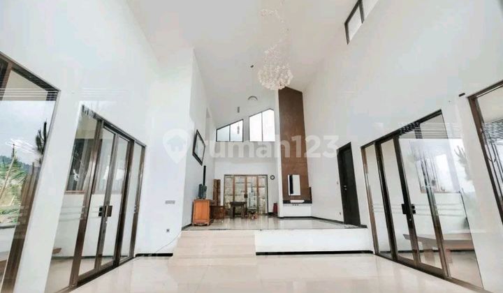 Dijual Villa Ciwidey