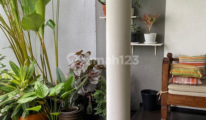 For Sale: Asri House in Alamanda Dago Complex 2