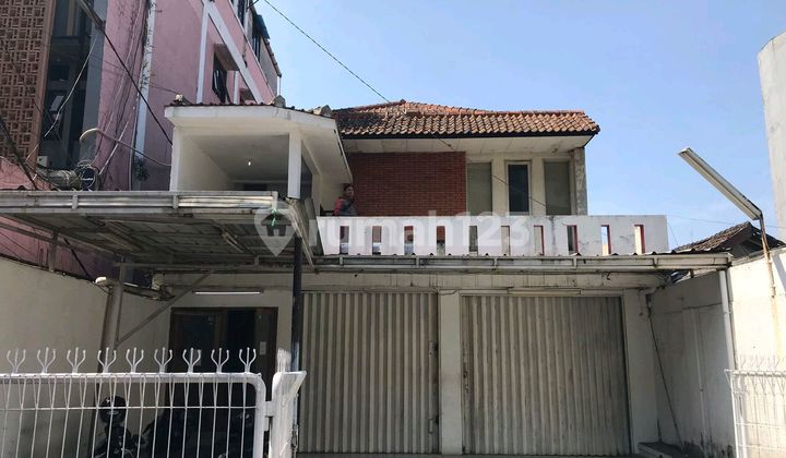 For Sale, Ready-to-Occupy Commercial Space in Cihampelas