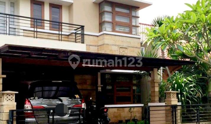 For Sale Beautiful and Well-Maintained House Bekasi