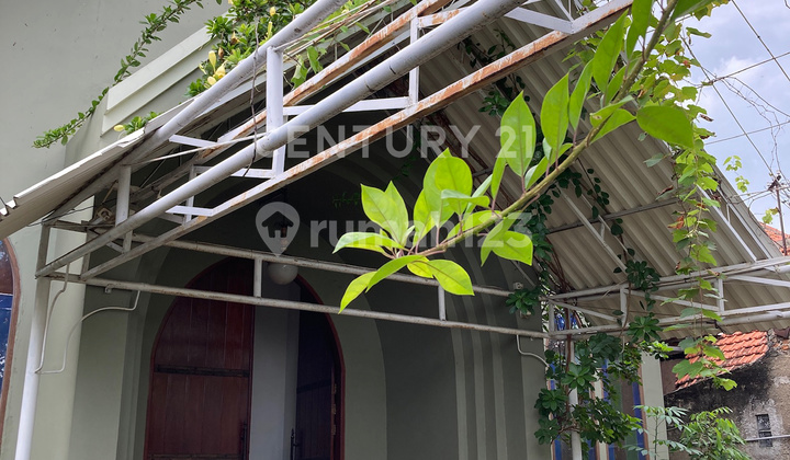 Rumah High Ceilings Tanah Bentuk Kotak Kby.lama, Jakarta Selatan
