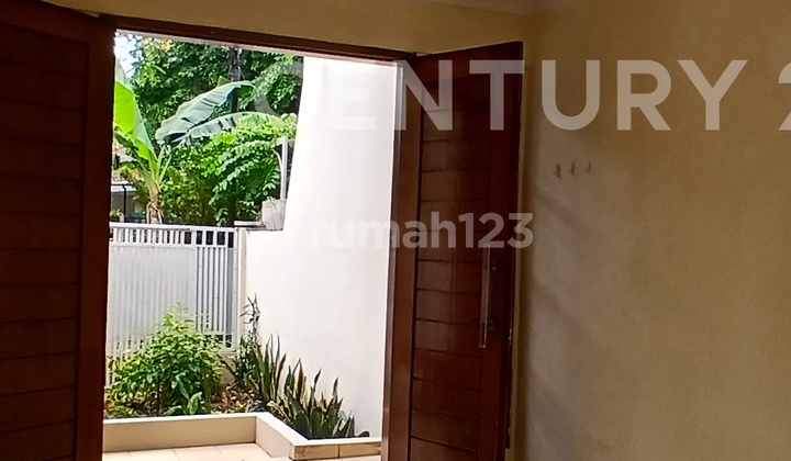Disewakan Rumah Siap Huni Kebayoran Baru Dempo Jakarta Selatan 2