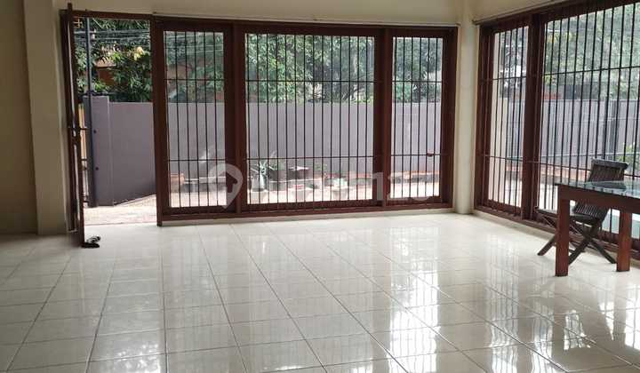 For Rent 2-Storey Corner House 15x20m Kelapa Gading North Jakarta 2
