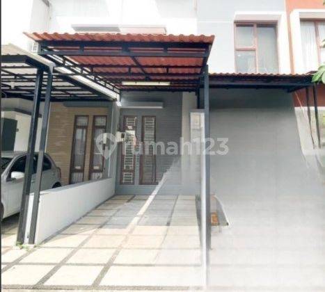 Rumah 2Lt 8x15 Type 3KT Semi Furnished Di Cluster Terdepan Jgc 1