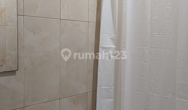 Rumah 2lantai Perumahan Metland Depan Taman 2