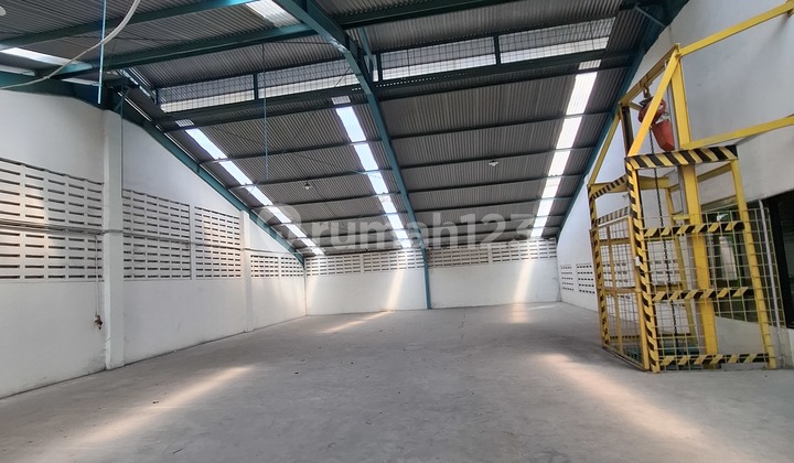 For Rent Warehouse in Pulogadung Industrial Area 20x31 East Jakarta