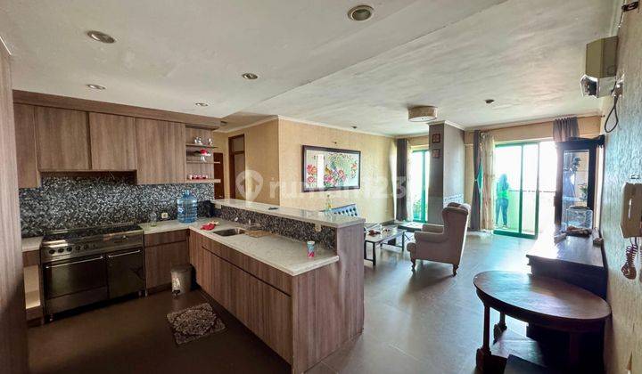 Apartemen 2+1Br Luas 100m Furnished di Graha Cempaka Mas 1