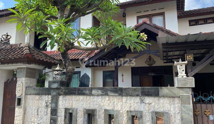 Dijual Rumah 2 Lantai Di Jl Tukad Yeh Aye Renon Jl 1